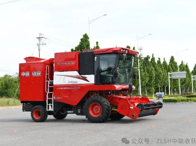 汝南老农机手张师傅的选择，中联收获凭实力获市场用户认可